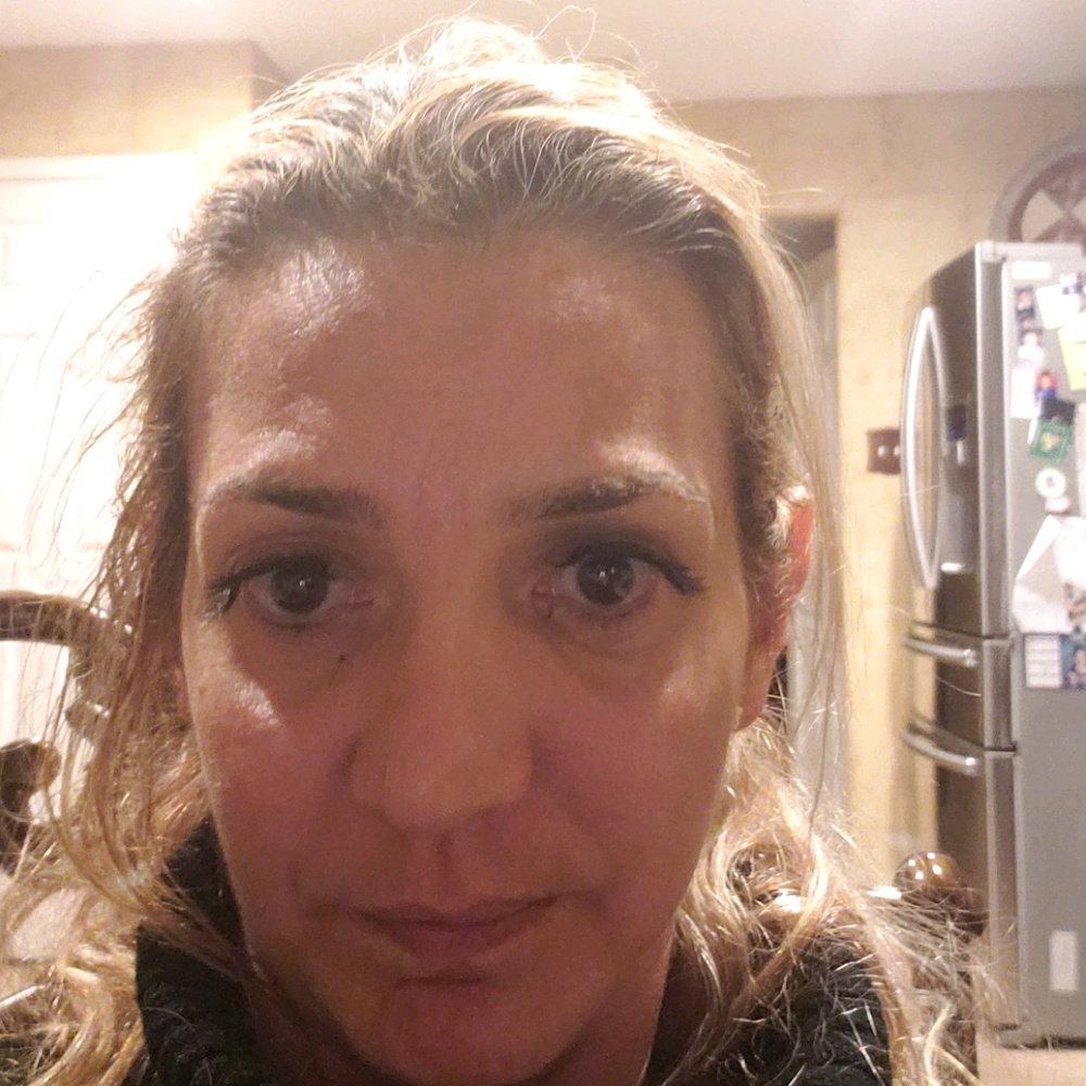 Meet your Posher, Esmeralda